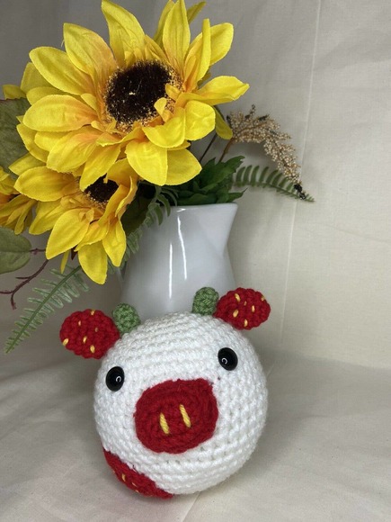 Simple Creations Strawberry Cow Crochet Decoration - Picture 3 of 5